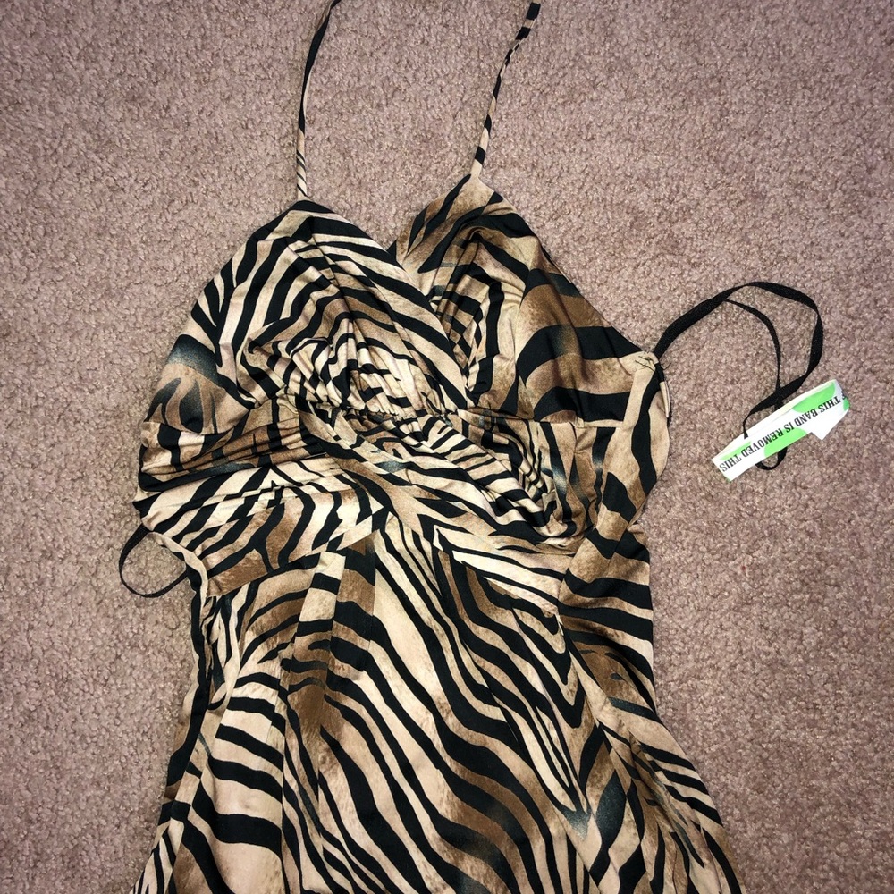 Leopard print halter neck tank top